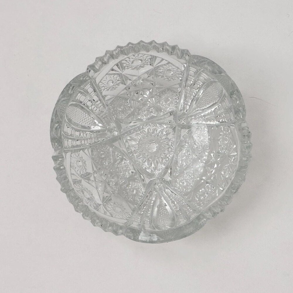 Early American Pressed Glass (EAPG) Vintage Sawtooth Edge Catchall Classic Bowl